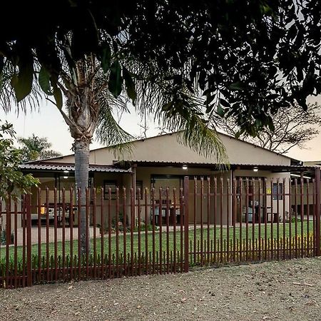 Hotel Kiyala Guest Farm Mbombela Exterior foto